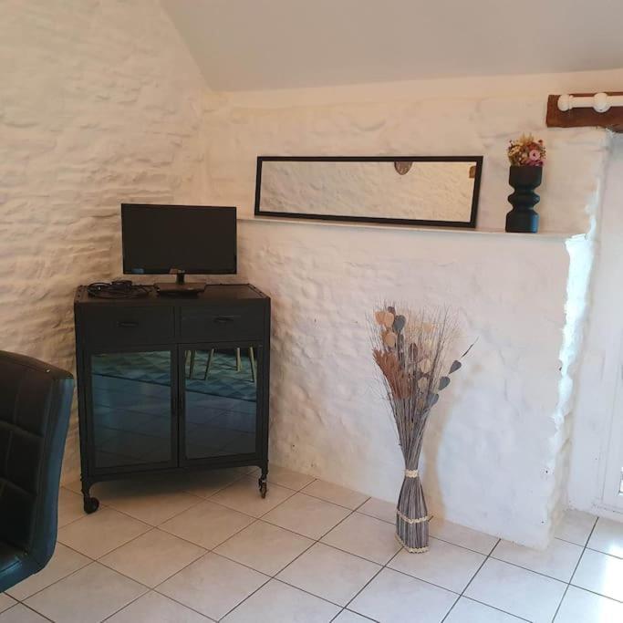 Bonnemain Studio Nid Cosy Avec Piscine מראה חיצוני תמונה
