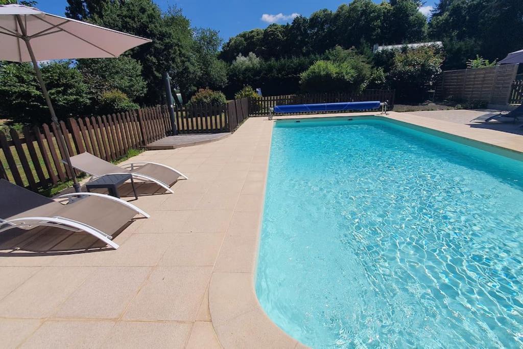 Bonnemain Studio Nid Cosy Avec Piscine מראה חיצוני תמונה