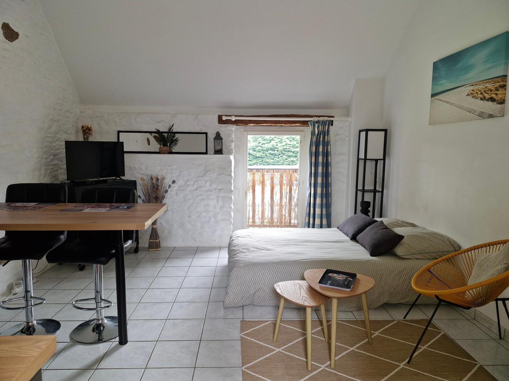 Bonnemain Studio Nid Cosy Avec Piscine מראה חיצוני תמונה